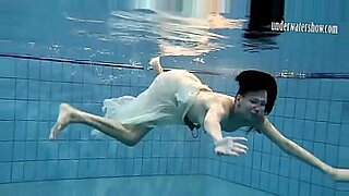 Boys fucking in swiming pool